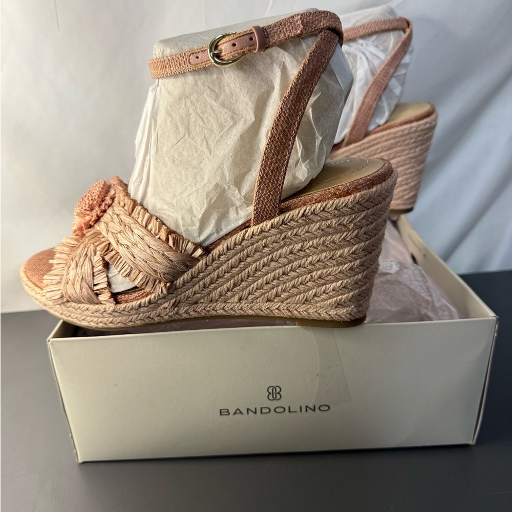 New Bandolino Women's Pink Wedge Sandals